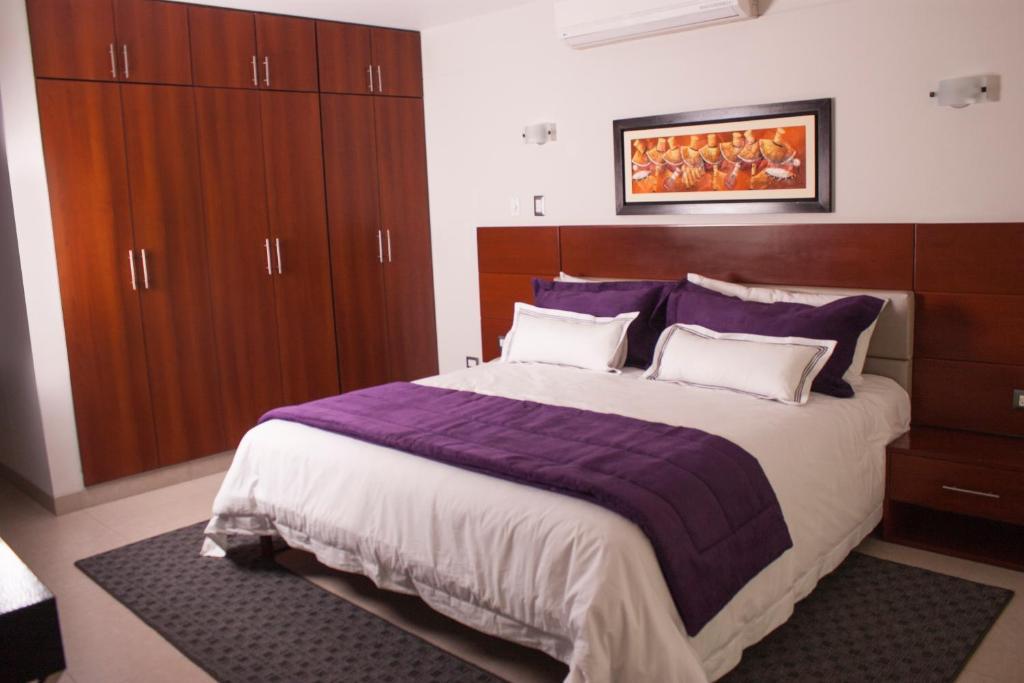 Sunec Hotel Чиклайо Экстерьер фото