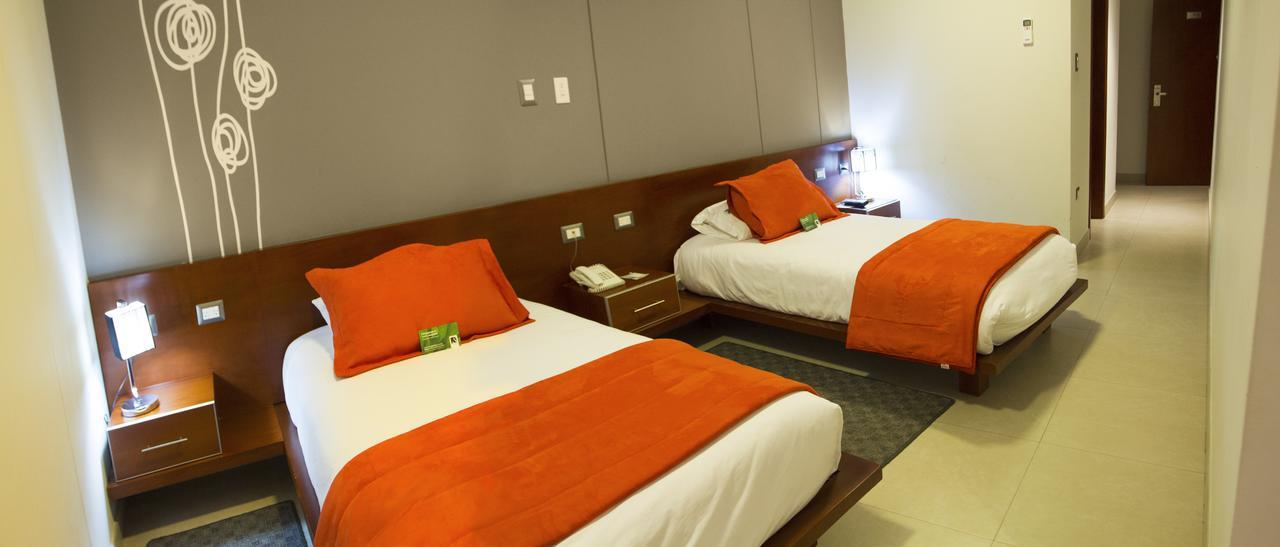 Sunec Hotel Чиклайо Экстерьер фото