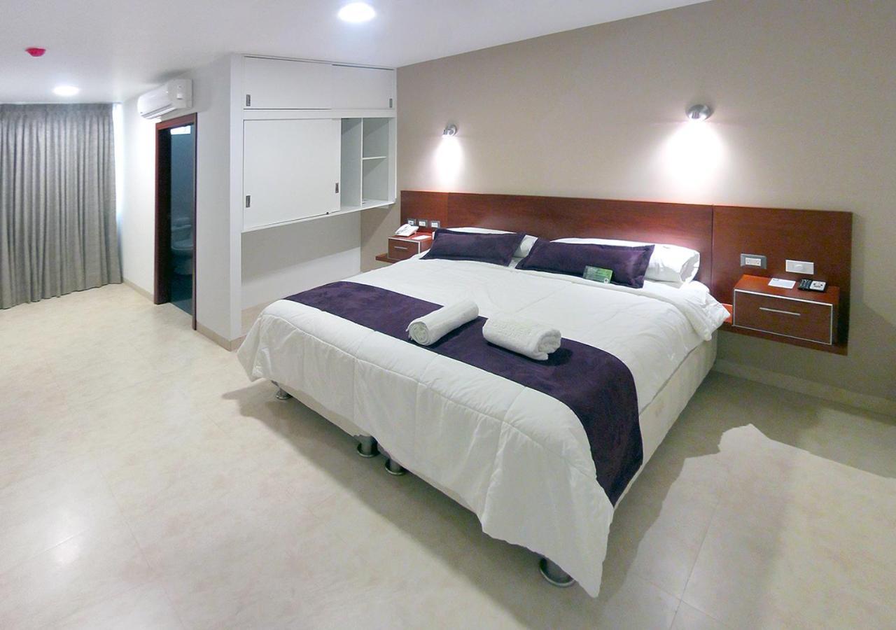 Sunec Hotel Чиклайо Экстерьер фото
